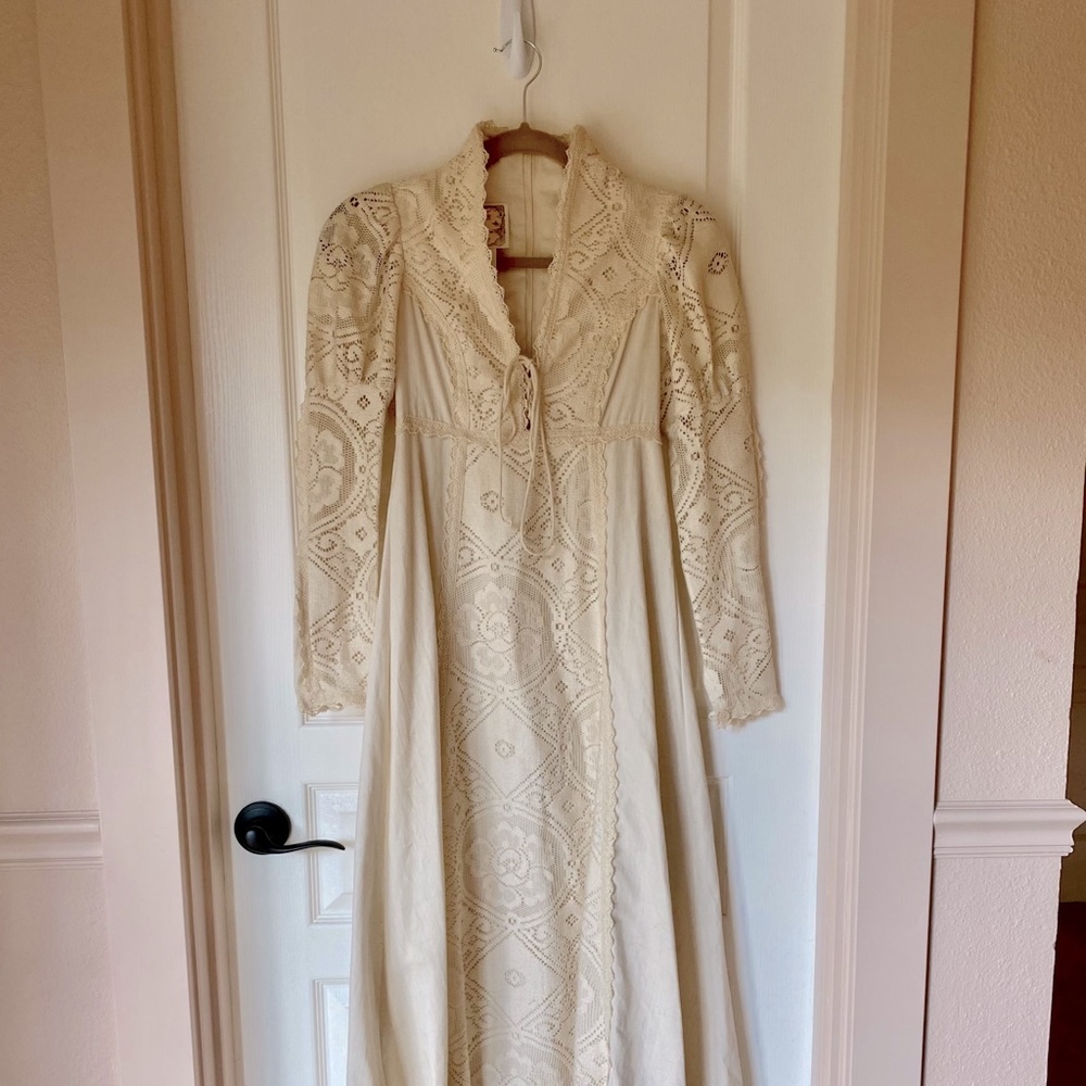 Gunne Sax vintage wedding dress